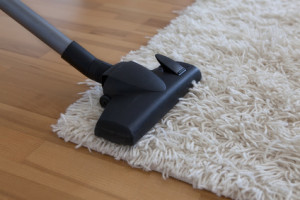 Teppich mit Staubsauger
